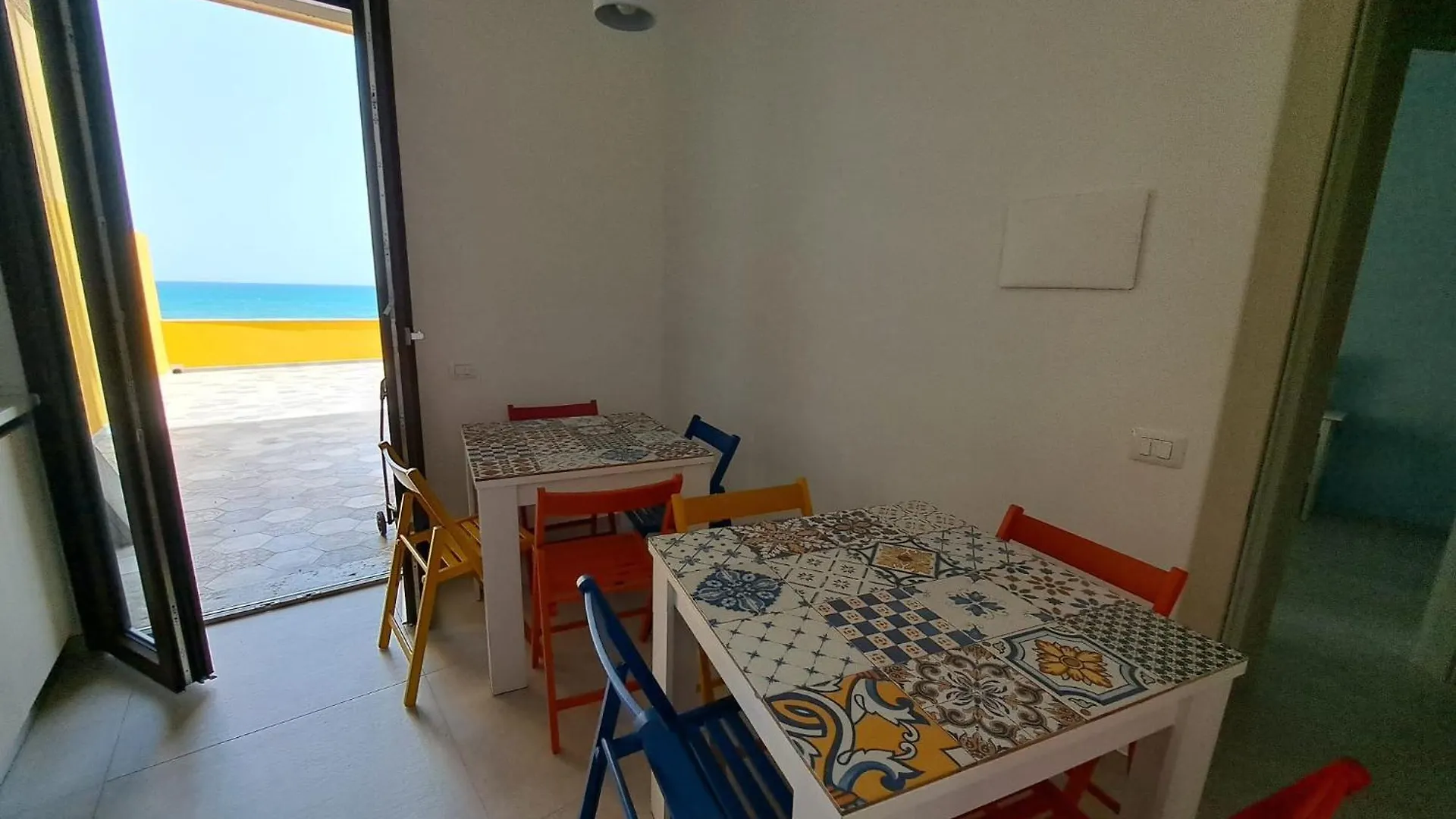 Av Apartments Pozzallo Italien